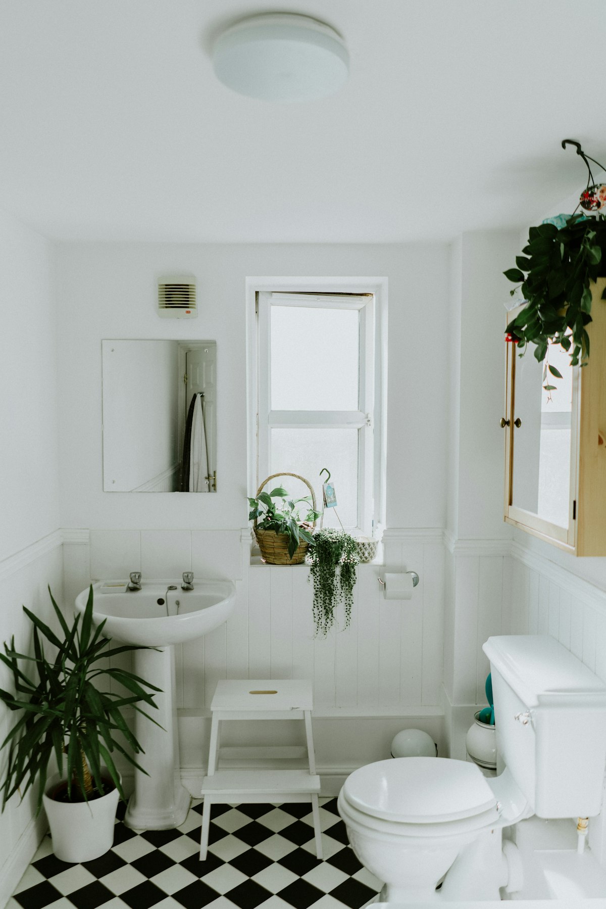 Ensuite bathroom detail